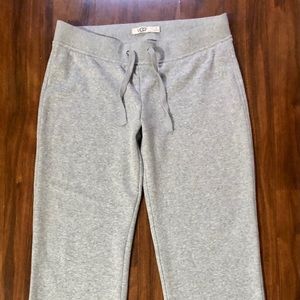 Ugg Women’s Heather Grey Jogger Pants ~ Medium